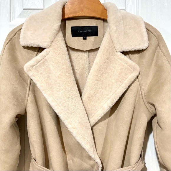 Tahari Sz 10/12 Faux Suede Long Trench Coat, Cream Fur Trim women’s large - Picture 3 of 16